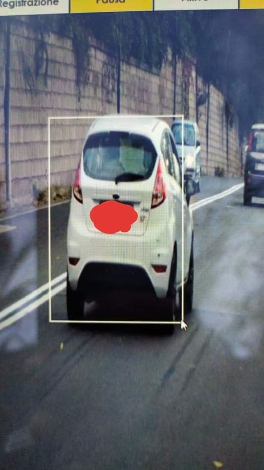SICUREZZA STRADALE, PARTONO LE PRIME MULTE CON L'AUTOVELOX, ANCHE A CHI GUIDA CON IL TELEFONINO