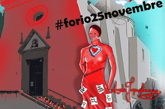 FORIO SI TINGE DI ROSSO PER LA GIORNATA MONDIALE CONTRO LA VIOLENZA SULLE DONNE