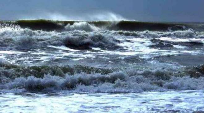 PROTEZIONE CIVILE CAMPANIA: DALLE 22 DI STASERA ALLERTA GIALLA CON VENTI FORTI E MARE AGITATO