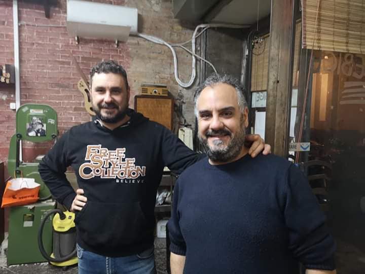 ANTICHI MESTIERI CAMPANI DAL MONTE DI PROCIDA, DUE GRANDI LIUTAI
