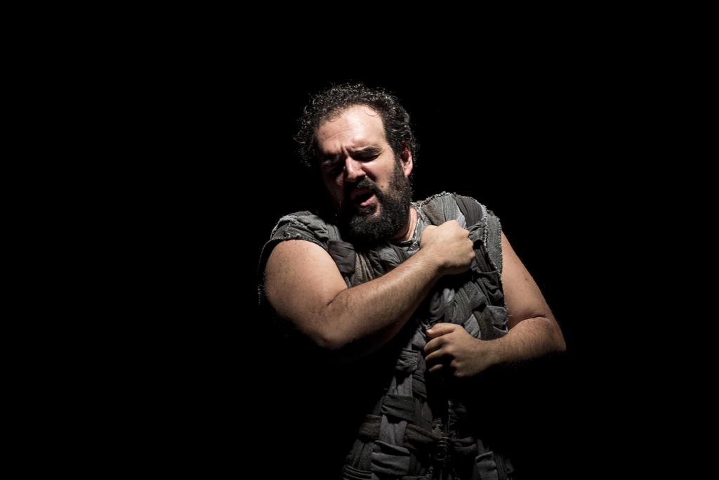 SABATO 7 DICEMBRE GAETANO COLELLA IN “ICARO CADUTO”, UN GRANDE SPETTACOLO AL POLI