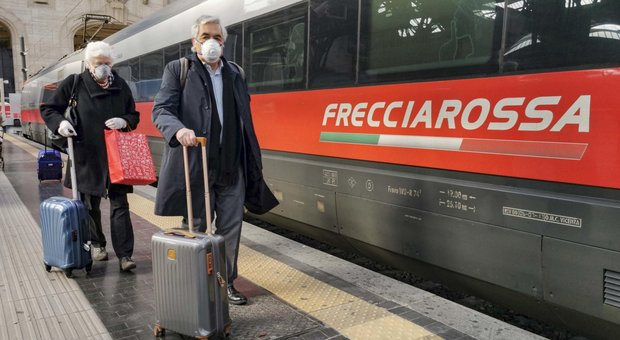 Un’altra fuga verso il Sud dal Nord in stazione dopo la chiusura di Malpensa