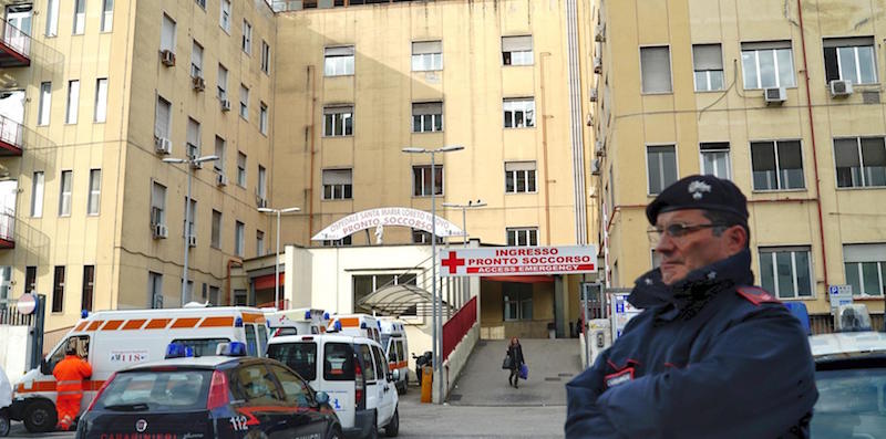 Il Loreto Mare di Napoli, scelto per il ricovero da Covid-19, è quasi pronto