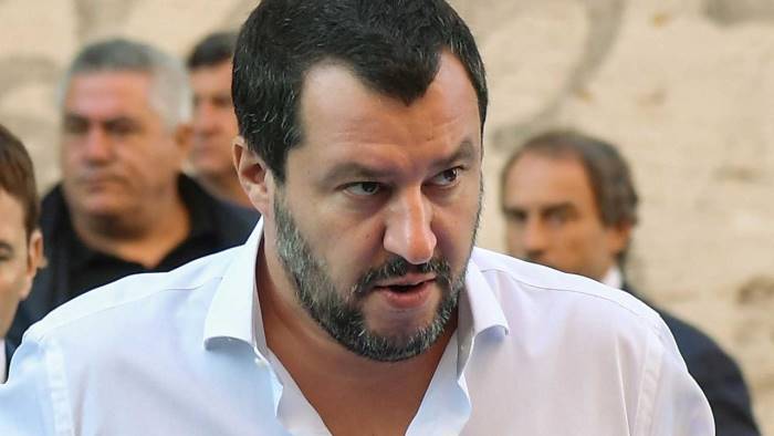 Coronavirus: Salvini si preoccupa della Campania (ancora). Dovrebbe pensare solo alla Lombardia