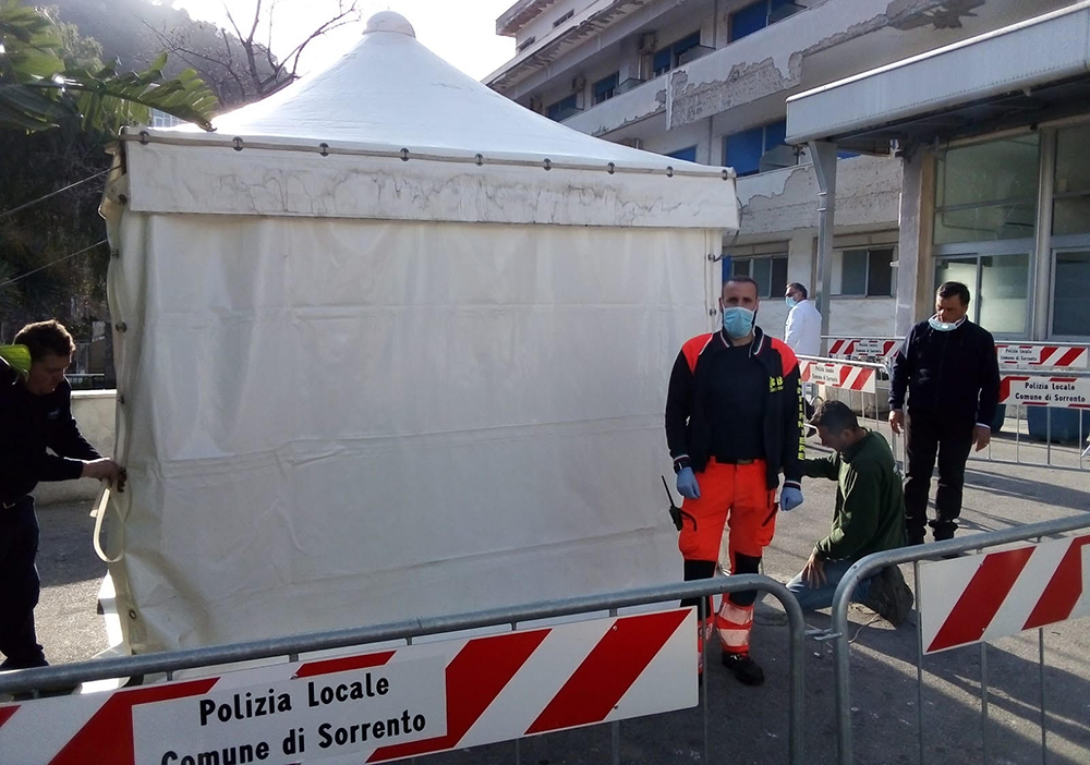 Emergenza coronavirus. Donato all’ospedale di Sorrento un modulo per i controlli