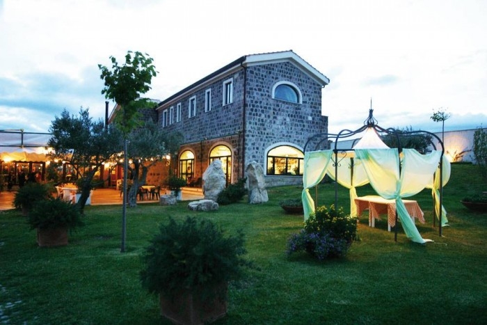 Covid-19: Coldiretti Campania, agriturismi giù di 2 milioni a Pasqua e Pasquetta