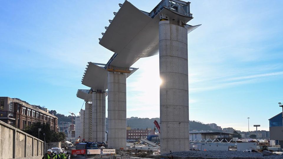 Nuovo Ponte Morandi quasi terminato: le altre occasioni mancate del governo