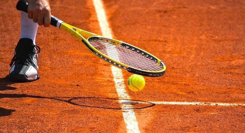 Covid-19, aggiornamenti su tennis e asporto
