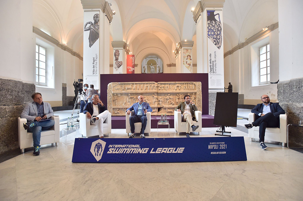 A Napoli Federica Pellegrini e le stelle del nuoto mondiale