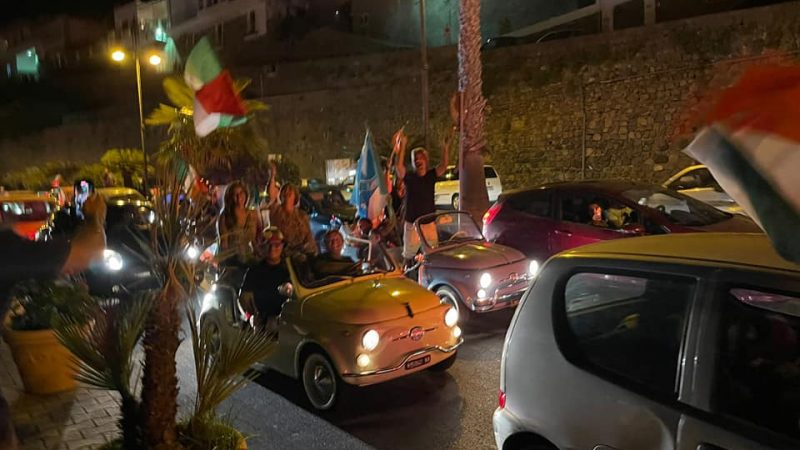 Italia campione d’Europa. I festeggiamenti a Forio (video)