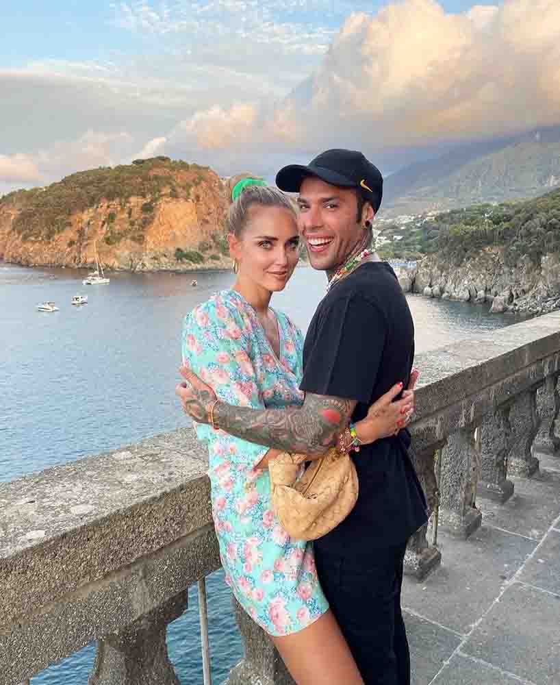 Fedez e Ferragni a Forio. Troppe inutili polemiche sui social