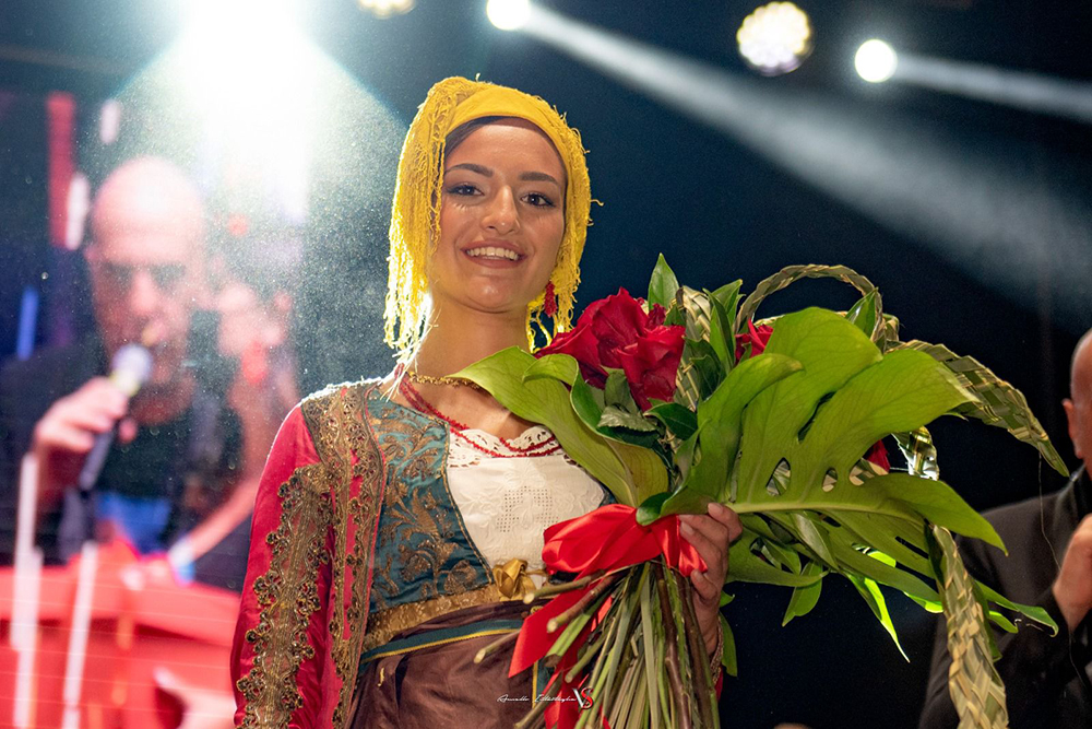 Procida incorona la nuova Graziella: è la ventenne Alessia Mazzella