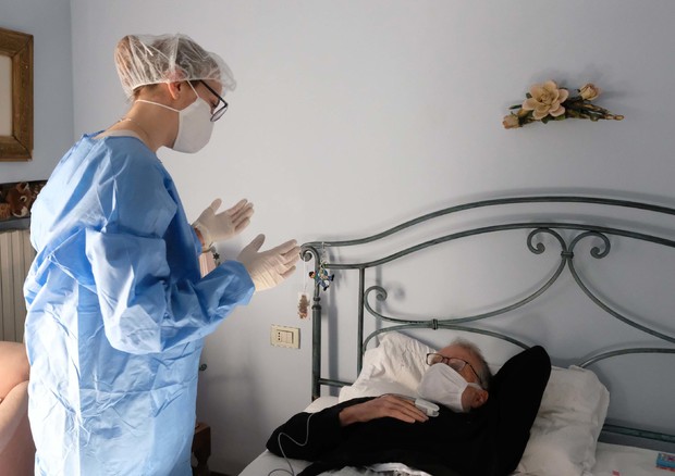 Disservizi per la terapia domiciliare per i pazienti colpiti dal covid o malati oncologici