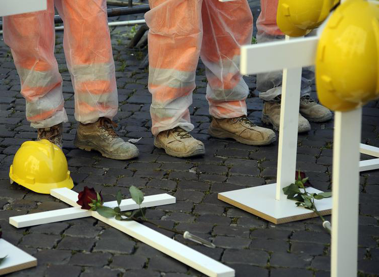 Comunicato PMLI: “Anche a Ischia si muore sul lavoro e si è vittime di sfruttamento