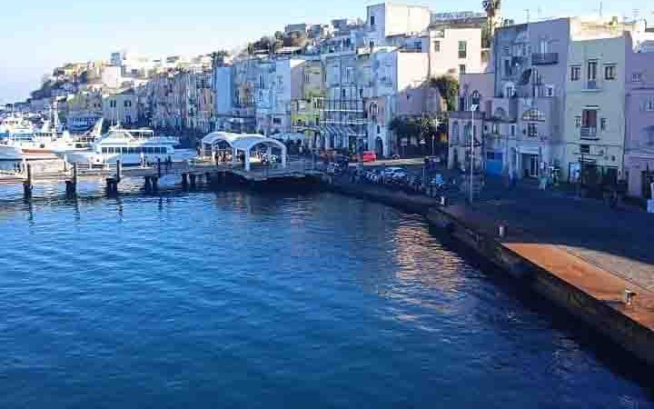 Procida Capitale della Cultura, la Regione potenzia il piano trasporti