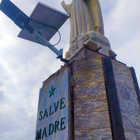 Procida. Nuova illuminazione per la Madonna nel porto
