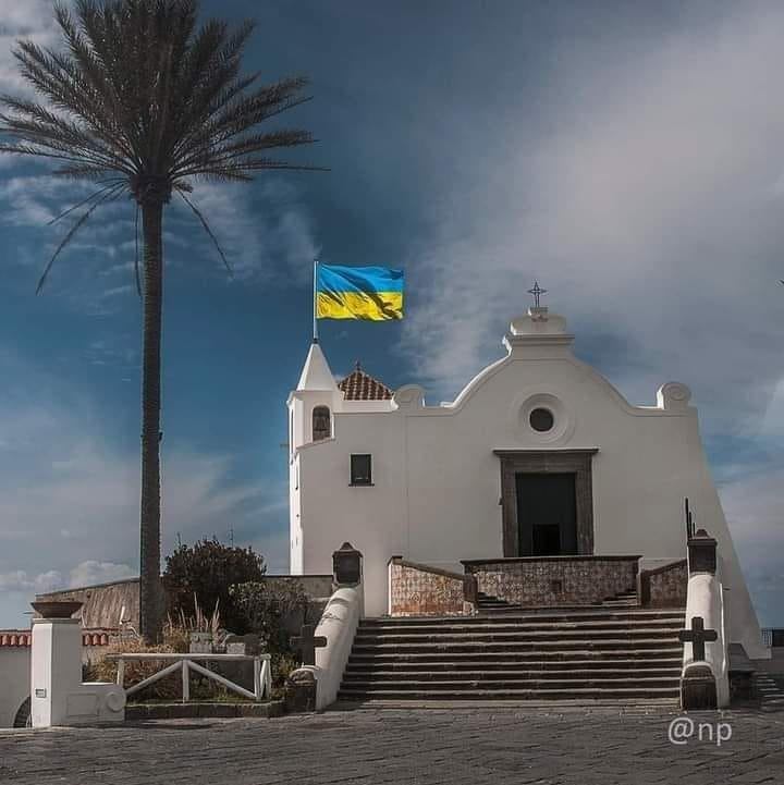 Tutti in piazza non solo per la pace ma anche per i nostri diritti