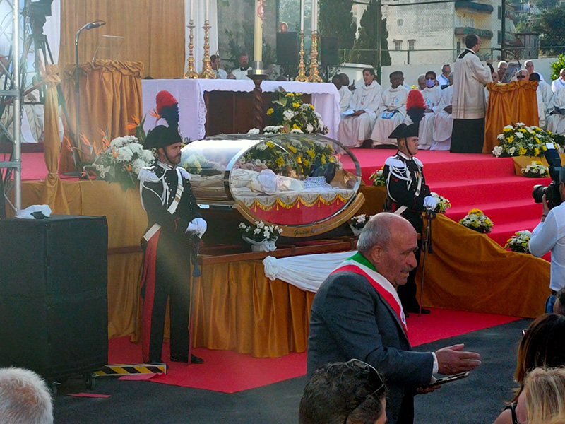 Don Giustino Maria Russolillo è Santo