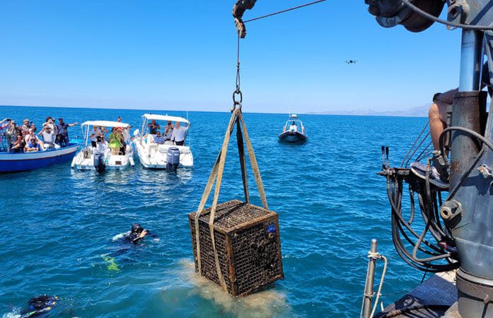 Dopo un anno e sette giorni di permanenza sui fondali marini al largo di Mondagrone
