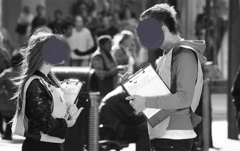 Due donne rom fermate dai vigili urbani di Lacco Ameno per accattonaggio