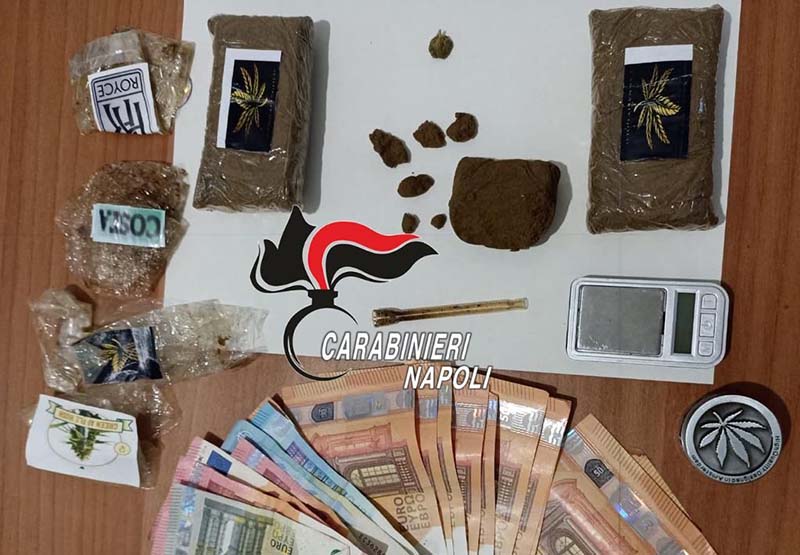 Forio di Ischia: Carabinieri arrestano pusher minorenne