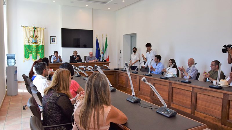 Queste onorificenze a Forio hanno il sapore di campagna elettorale?