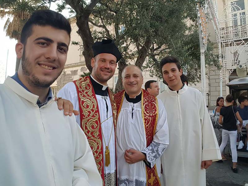 Forio. Cambiano i parroci: don Beato Scotti a S. Sebastiano e don Cristian Solmonese a S. Vito