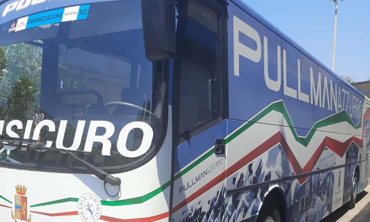 Sorrento: campagna di sicurezza Pullman Azzurro