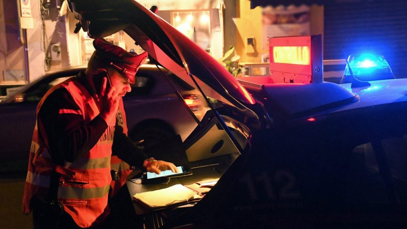 Ischia. Controlli dei Carabinieri. Nel bilancio una ragazza alla guida con tasso alcolemico elevatissimo