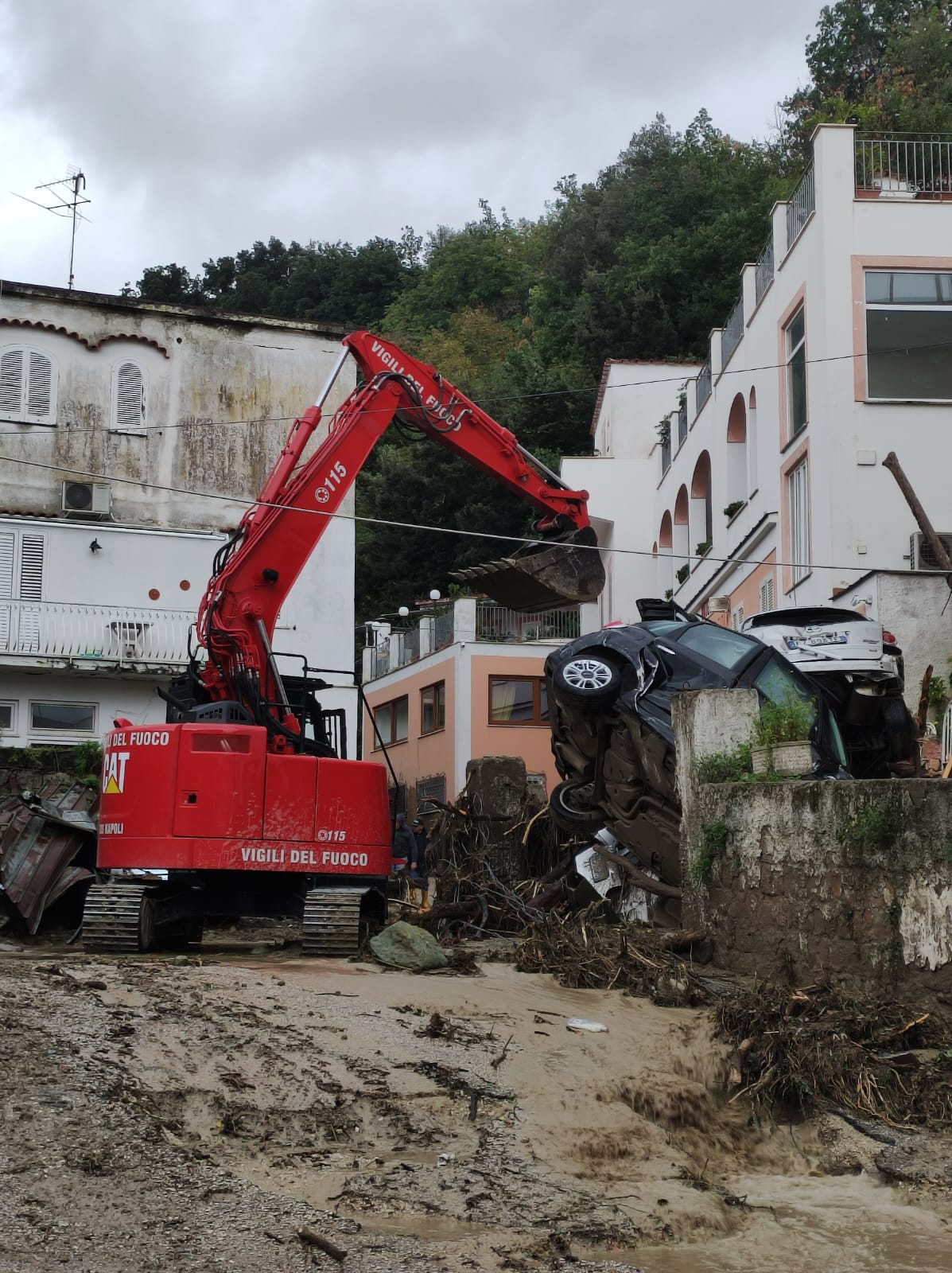 Casamicciola, arrivati i soccorsi