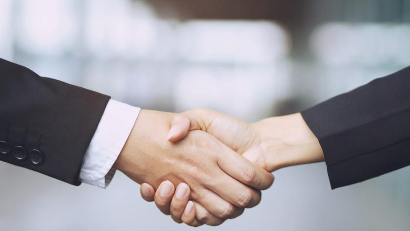 Forio. Aria di campagna elettorale tra assunzioni in Città Metropolitana e spazzatura