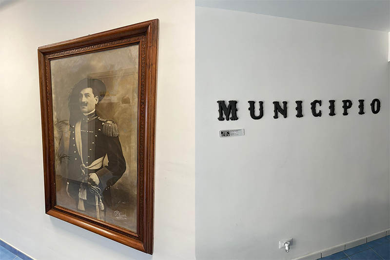 Nuovo Municipio di Barano. All’ingresso spicca il quadro che ritrae il Maggiore dei Bersaglieri Corrado Buono