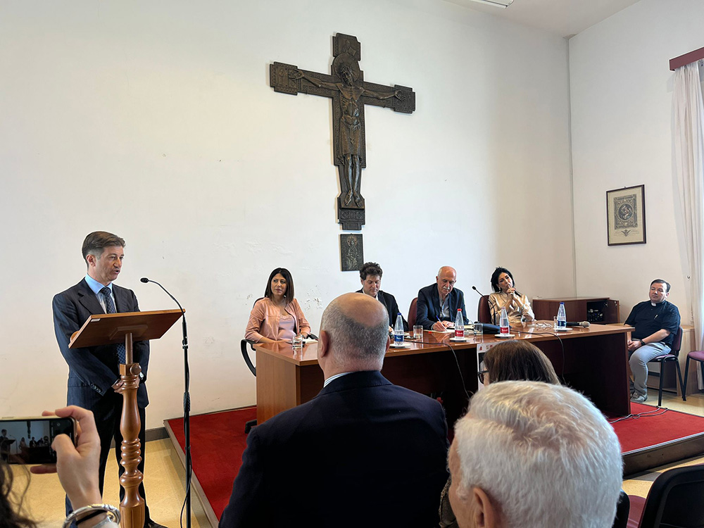 Era terapia anche la sua voce