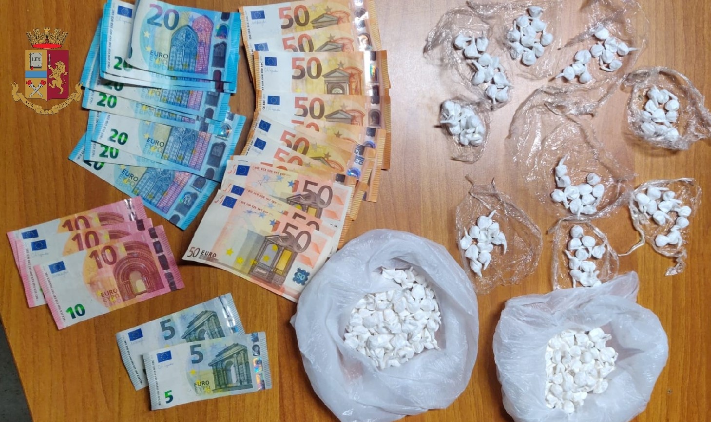 Casamicciola Terme: sorpreso con la droga in casa. Arrestato