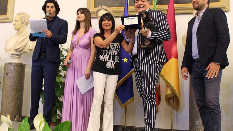 Il Microfono d’oro a “L’autostoppista” di Igor Righetti su Rai Isoradio, miglior programma radiofonico di infotainment