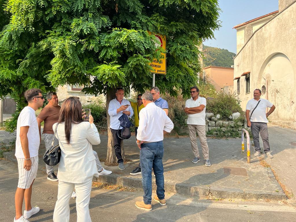 FERRANDINO E LEGNINI IERI A PIAZZA MAIO, PRESTO PARTIRÀ LA RICOSTRUZIONE POST SISMA