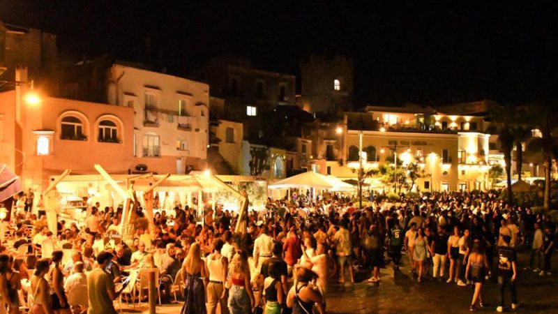 LOTTA AL SUOLO SELVAGGIO. VIGILI URBANI DI FORIO SANZIONANO UNA DECINA DI ATTIVITÀ DURANTE IL GIOVEDÌ FORIANO
