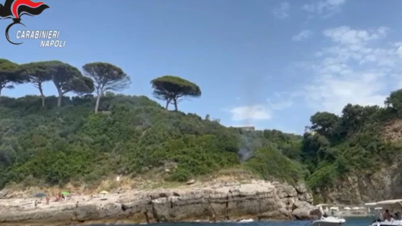 SORRENTO: “CORRETE! UN UOMO STA INCENDIANDO LA MACCHIA!” CARABINIERI ARRESTANO 60ENNE (video)