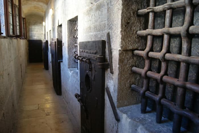 PILLOLE DI STORIA CARCERARIA. COME FUNZIONAVA DA METÀ ‘500 FINO ALLA METÀ ‘800?
