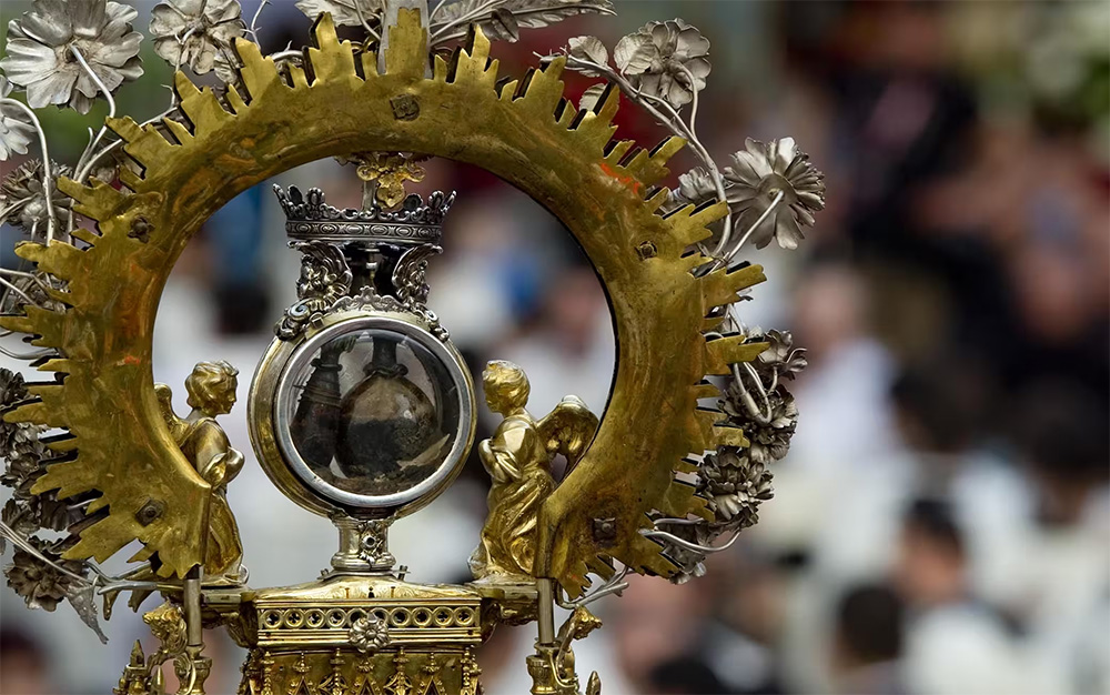 ‘O SANGHE ‘E SAN GENNARO S’ ‘E SQUAGLIATO… (video)