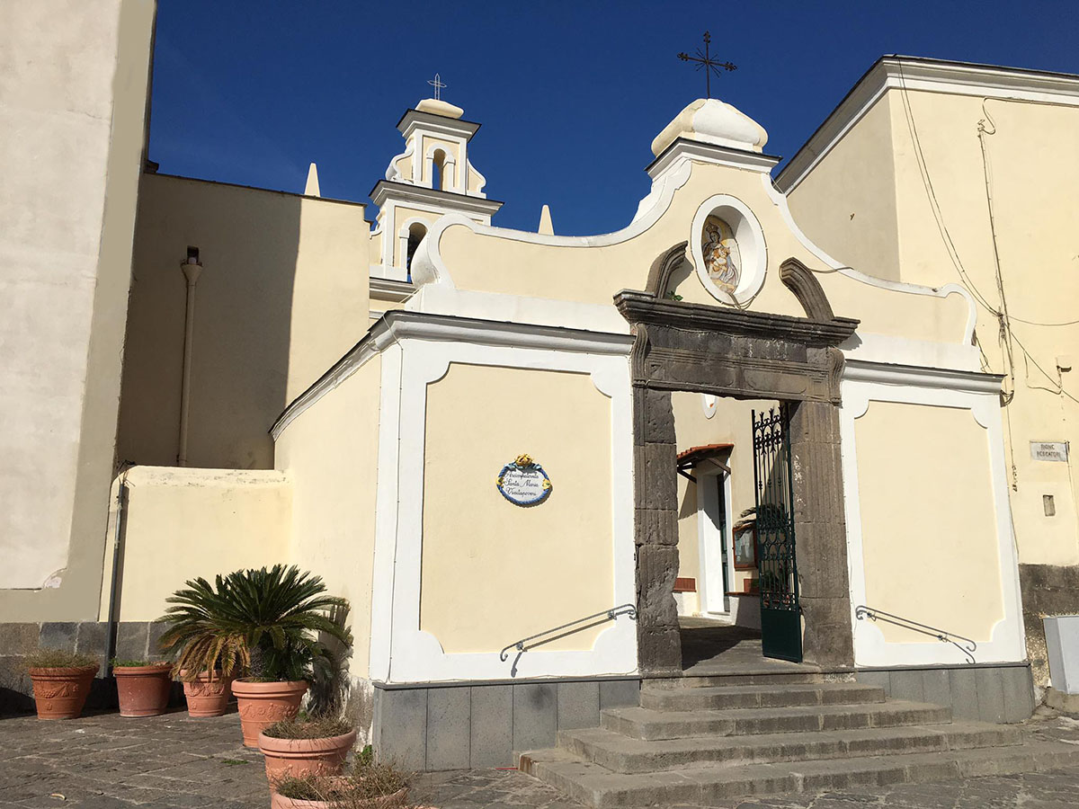 FORIO, AL SAGRATO “PERCORSI NAPOLETANI”