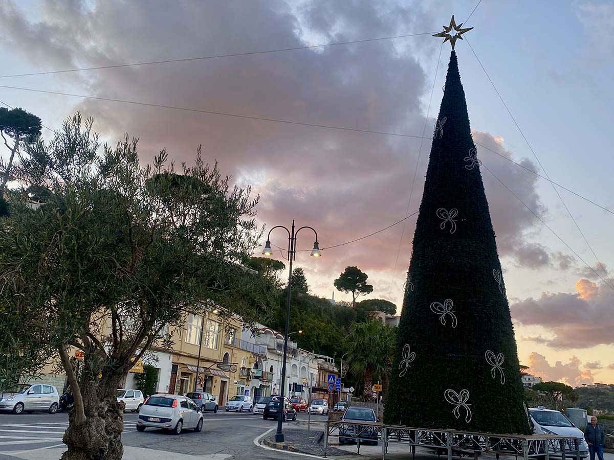 CASAMICCIOLA TERME: AGGIORNATO E CORRETTO IL PROGRAMMA DEGLI EVENTI NATALIZI