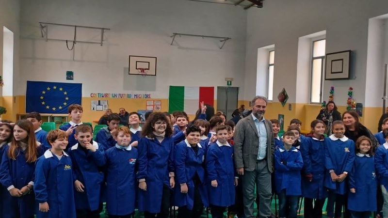 CATELLO MARESCA INCONTRA LA SCOLARESCA DEL I° CIRCOLO DIDATTICO DI ISCHIA