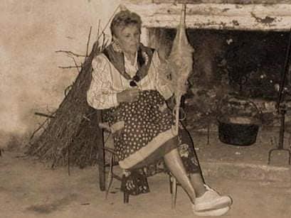 LA CANAPA NELLA TRADIZIONE CONTADINA