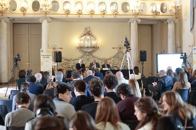 GRANDE PARTECIPAZIONE AL CONVEGNO “TEMI EMERGENTI NEL PNRR” AL MUSEO DI CAPODIMONTE