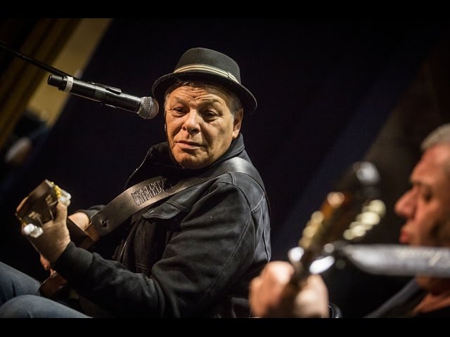 MERCOLEDÌ 1° MAGGIO ENZO GRAGNANIELLO IN CONCERTO A CASAMICCIOLA