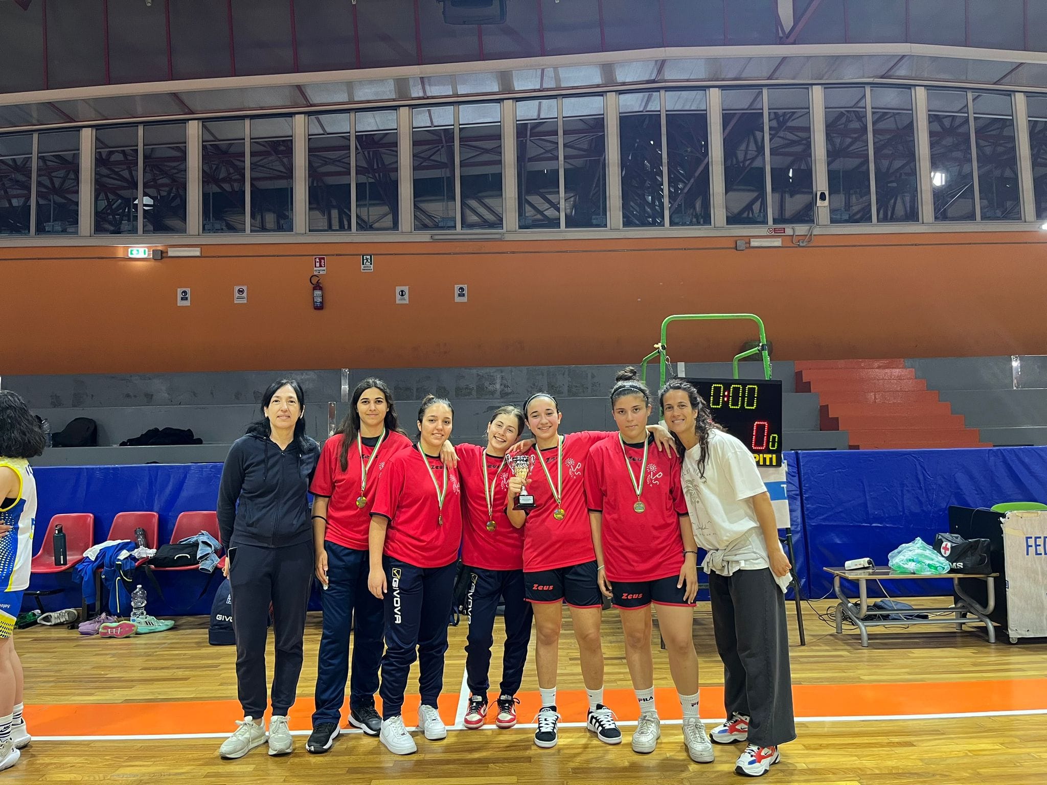 TERZO POSTO NELLA FASE PROVINCIALE PER LE RAGAZZE DEL BASKET DEL TELESE