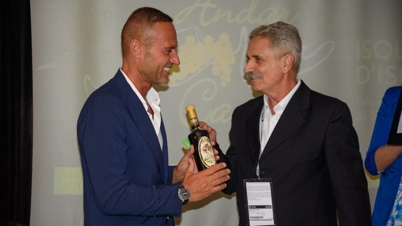 LA XVI EDIZIONE DI “ANDAR PER CANTINE” PUNTA SEMPRE PIÙ SUL LEGAME TRA VINI E TERRITORIO