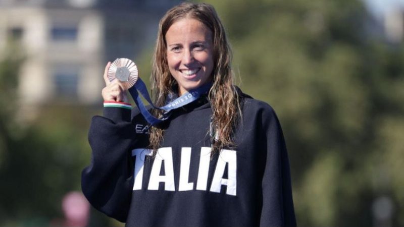 PARIGI 2024: LA NUOTATRICE DEL CIRCOLO CANOTTIERI NAPOLI GINEVRA TADDEUCCI BRONZO NELLA 10 KM