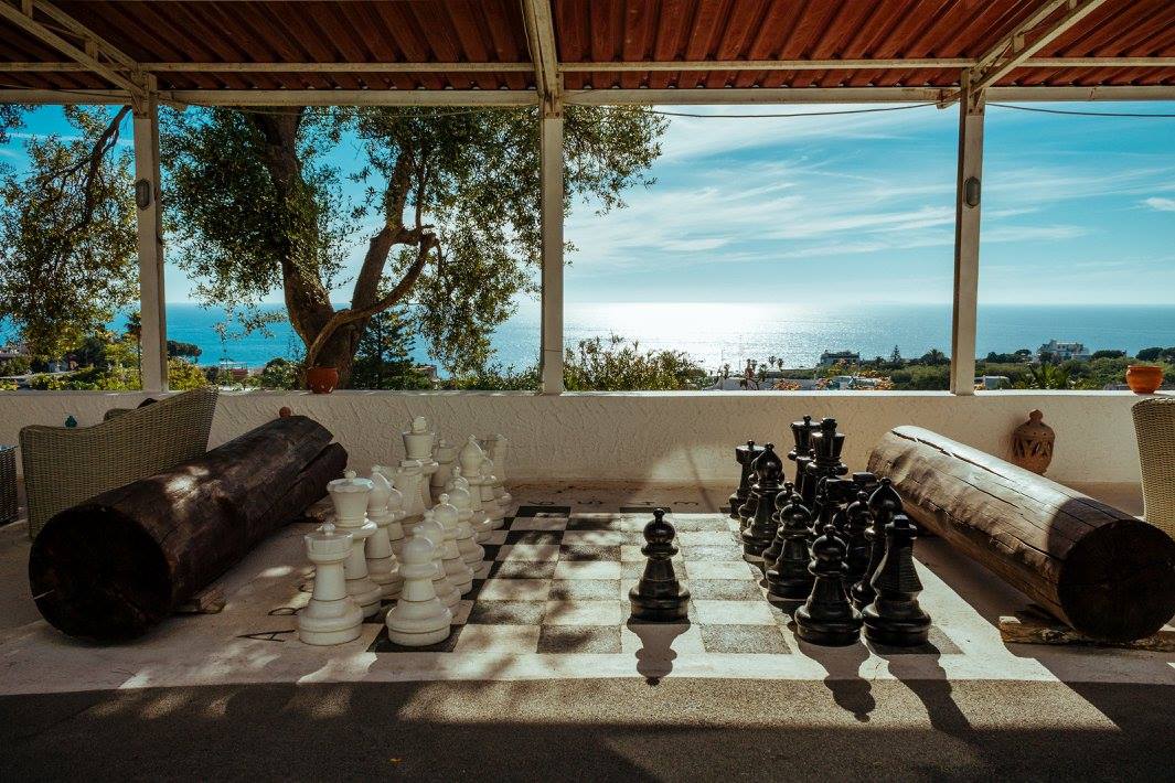 LA MOSTRA “MARE NOSTRUM” DI GINO DI MEGLIO AI GIARDINI RAVINO